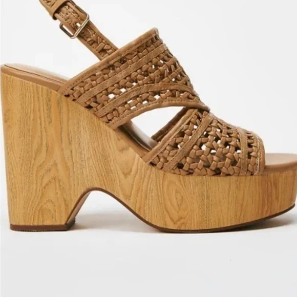 Just Fab Ruth Light Tan Wedge - Picture 9 of 9